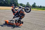 Motorrad Stunt Training Wagenfeld