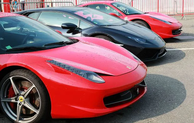 Ferrari F458 fahren auf der Rennstrecke bei Turin (1 Runde) - 4