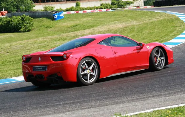 Ferrari F458 fahren Castelletto di Branduzzo (PV) (1 Runde) - 2