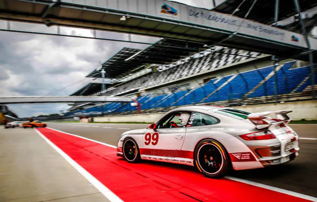 Porsche 911 GT3 Rennstrecken-Training (6 Rdn) Klettwitz - 4
