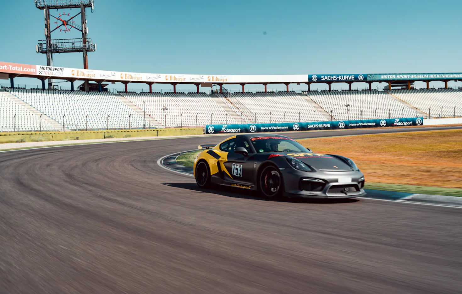 Renntaxi GT3 vs AMG GT-S (6 Rdn) Spreewaldring - 4