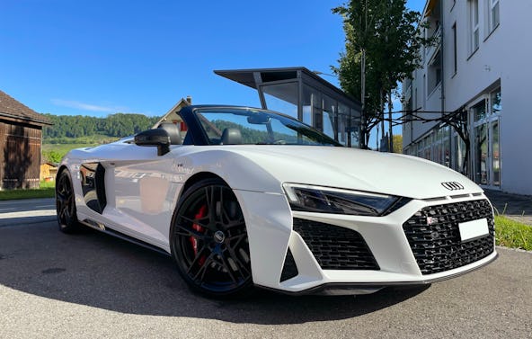 Audi R8 Spyder V10 mieten Au (12 Std.)