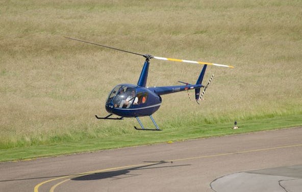 Hubschrauber-Skyline-Flug Dresden ab Kamenz inkl. Sächs. Schweiz (60 Min.)