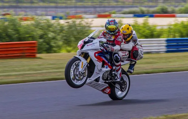 Motorrad-Renntaxi Sachsenring Oberlungwitz (BMW S1000 RR - 2 Rdn) - 2