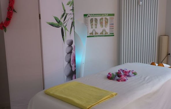 Lomi-Lomi Massage (Hawaiianisch) Bad Salzdetfurth (70 Min.)