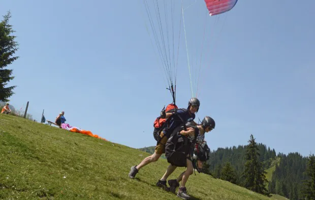 Gleitschirm Tandemflug Söll für 2 - 4