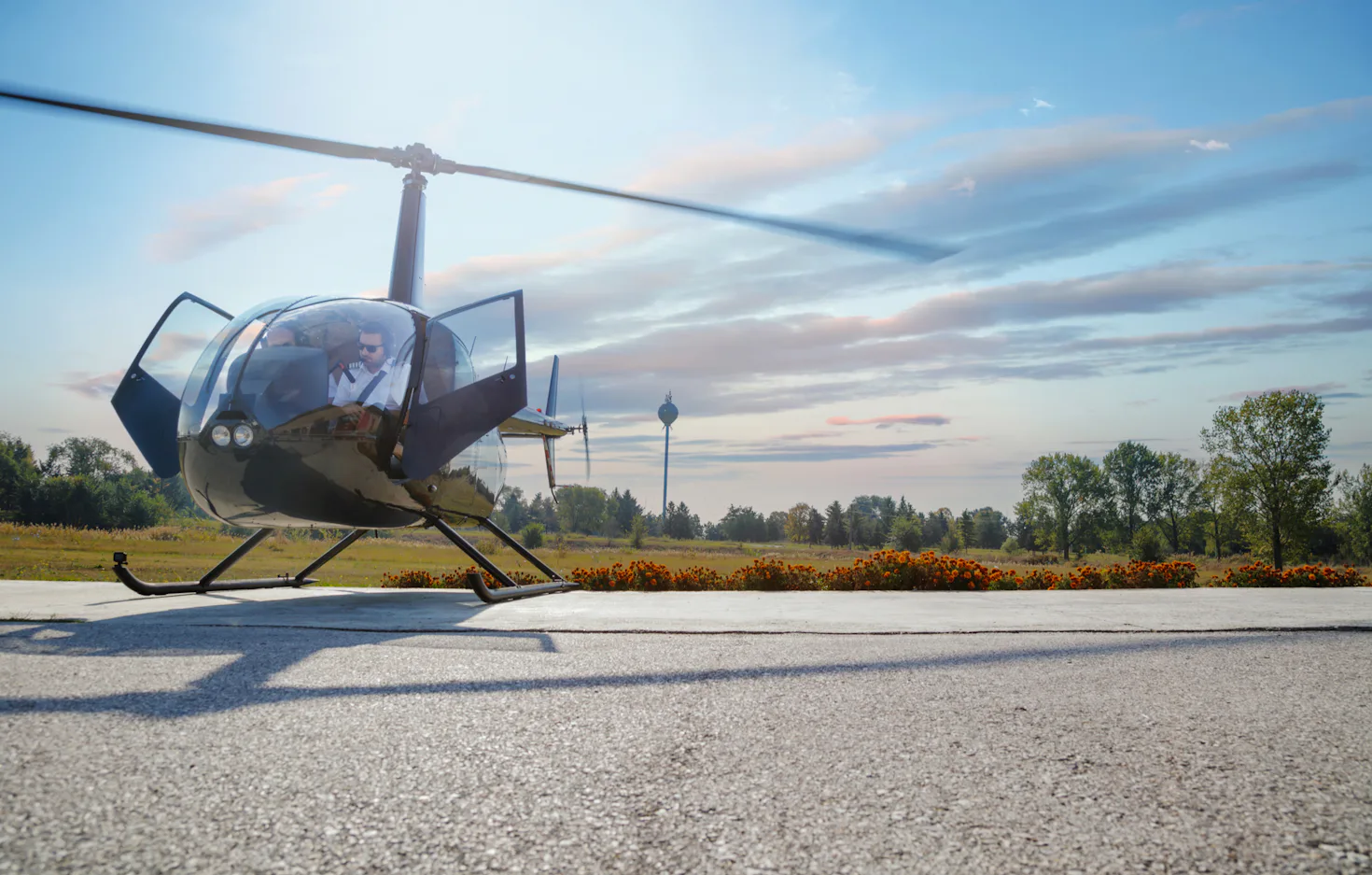Romantik-Hubschrauber-Rundflug Calden für 2 (20 Min.) - 1