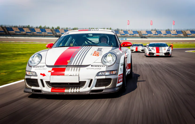 Renntaxi GT3 vs AMG GT-S (6 Rdn) Lausitzring