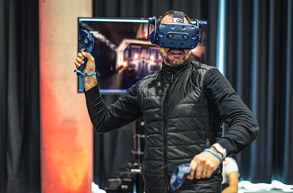 VR Escape Room für 2 (60 Min.) - Jochen Schweizer Arena München - 5