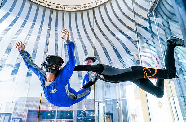 VR Bodyflying Base Jump für Erwachsene in Taufkirchen