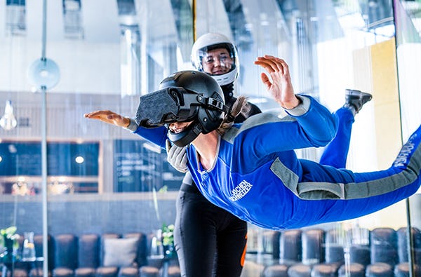 VR Bodyflying Base Jump für Erwachsene in Taufkirchen
