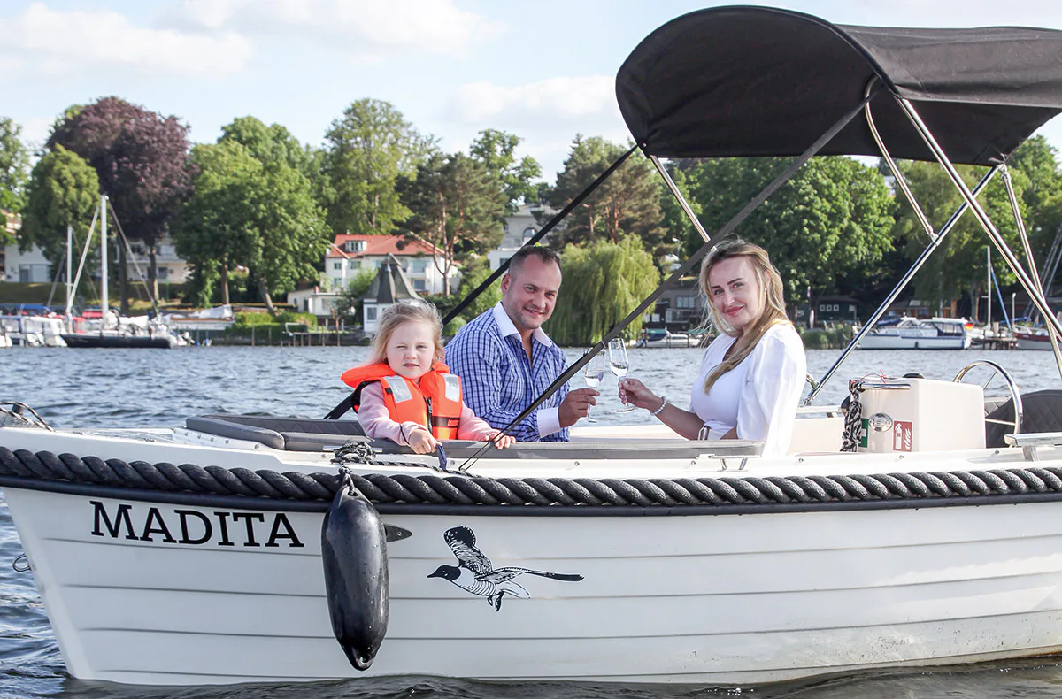 15 ps Motorboot mieten Berlin - 3