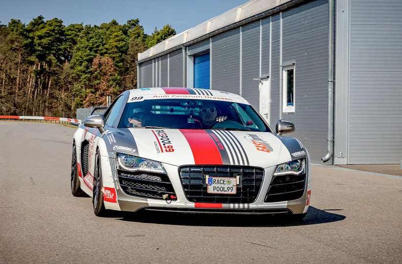 Audi Renntaxi Oberlungwitz (4 Rdn.)