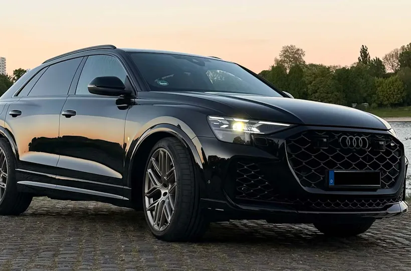 Audi RS Q8 mieten Köln (1 Tag)