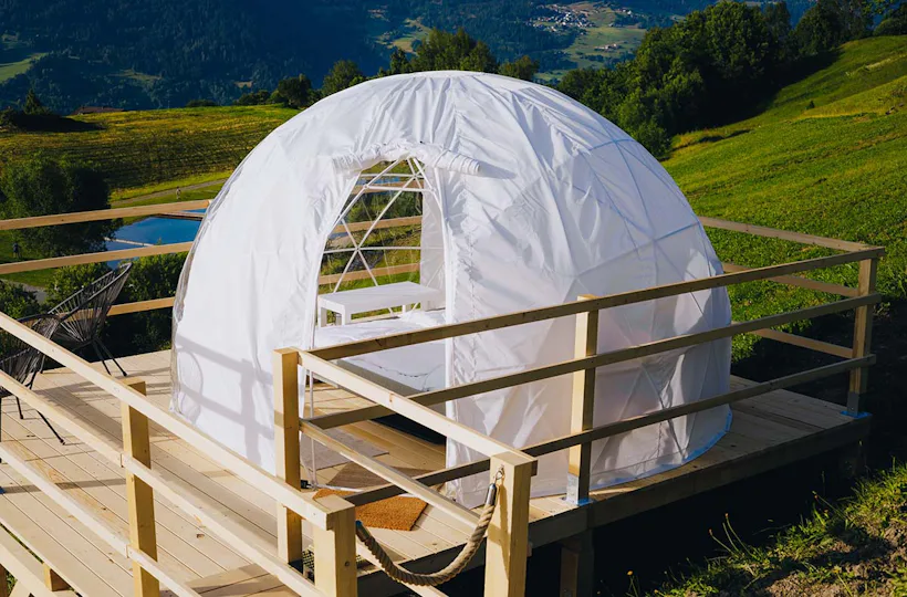 Bubble Übernachtung in der Bergfenster- Suite für 2 (1 Nacht) in Graubünden