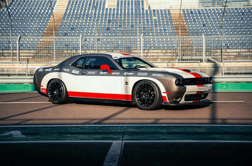 Dodge Challenger Rennstreckentraining Schönwald (10 Runden)