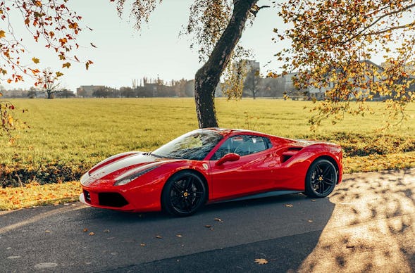 Ferrari fahren (12 Std.)