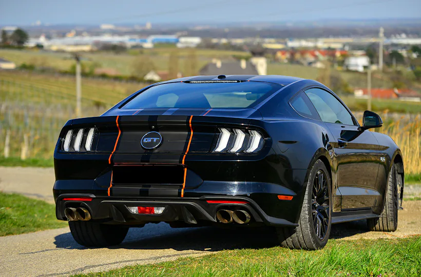 Ford Mustang GT fahren bei Wien (8 Std.)
