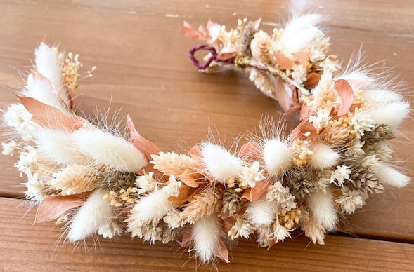 Haarkranz aus Trockenblumen selber machen Rostock