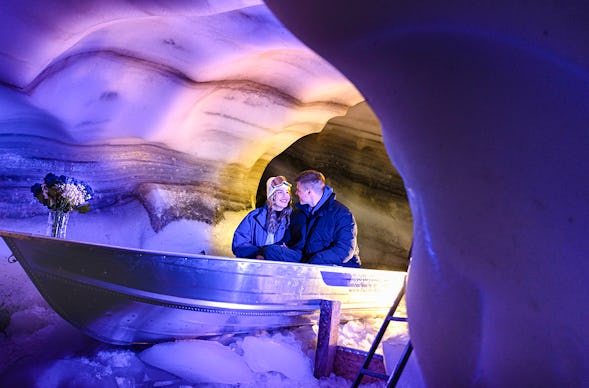 Hintertuxer Gletscher Tour im Natureispalast für 2