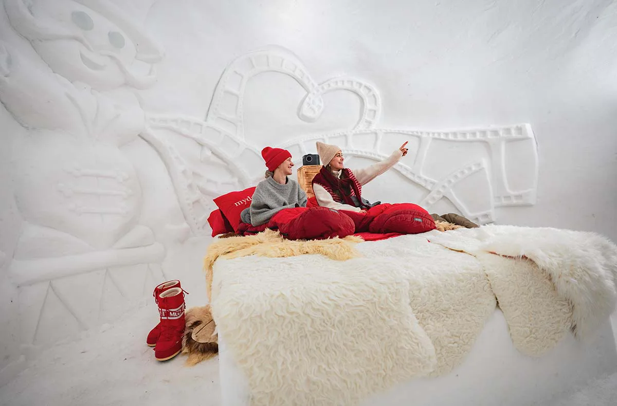 Iglu-Übernachtung mit Kinoerlebnis für 2 (1 Nacht) - 8