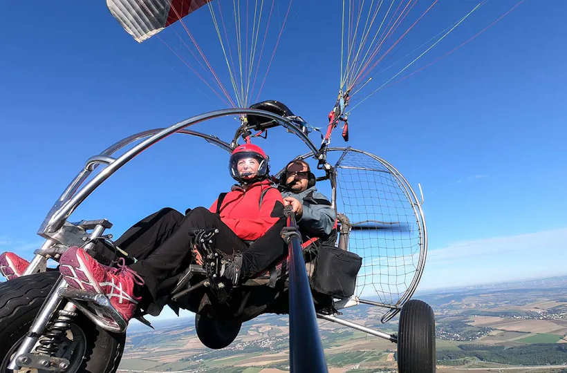 Motorgleitschirm fliegen Gaweinstal (2 Std.)