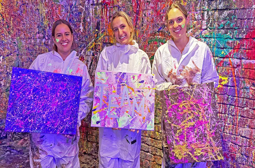 Neon Action Painting Wien