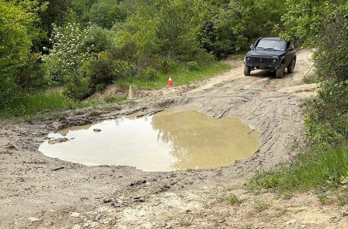 Offroad-Renntaxi am Nürburgring im LADA - 4