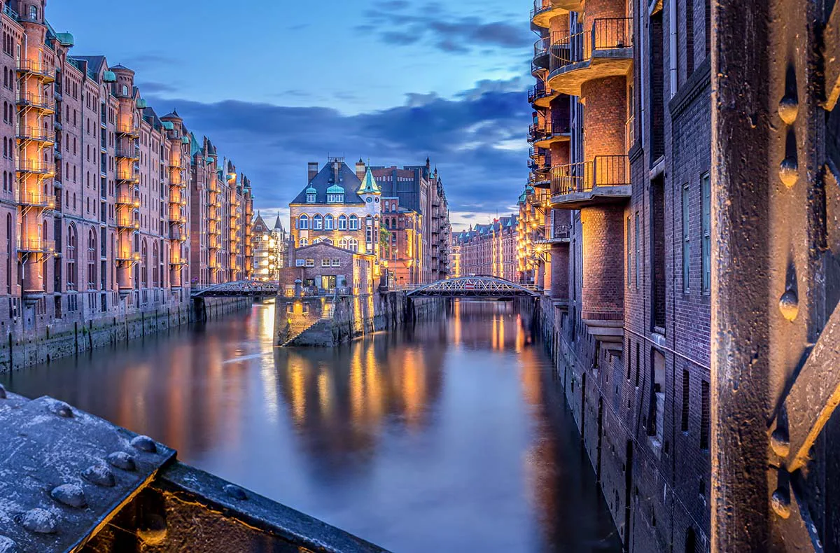 Städtetrip Hamburg mit abendlicher Hafenrundfahrt für 2 - 2